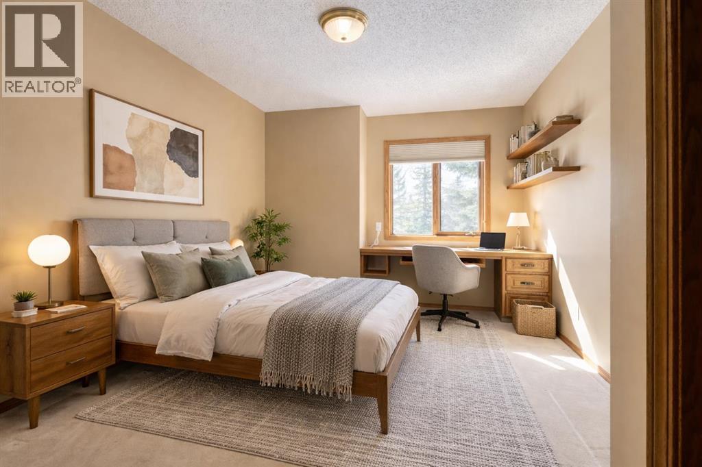 55 Oakmount Court SW, Calgary, Alberta  T2V 5B9 - Photo 23 - A2297656