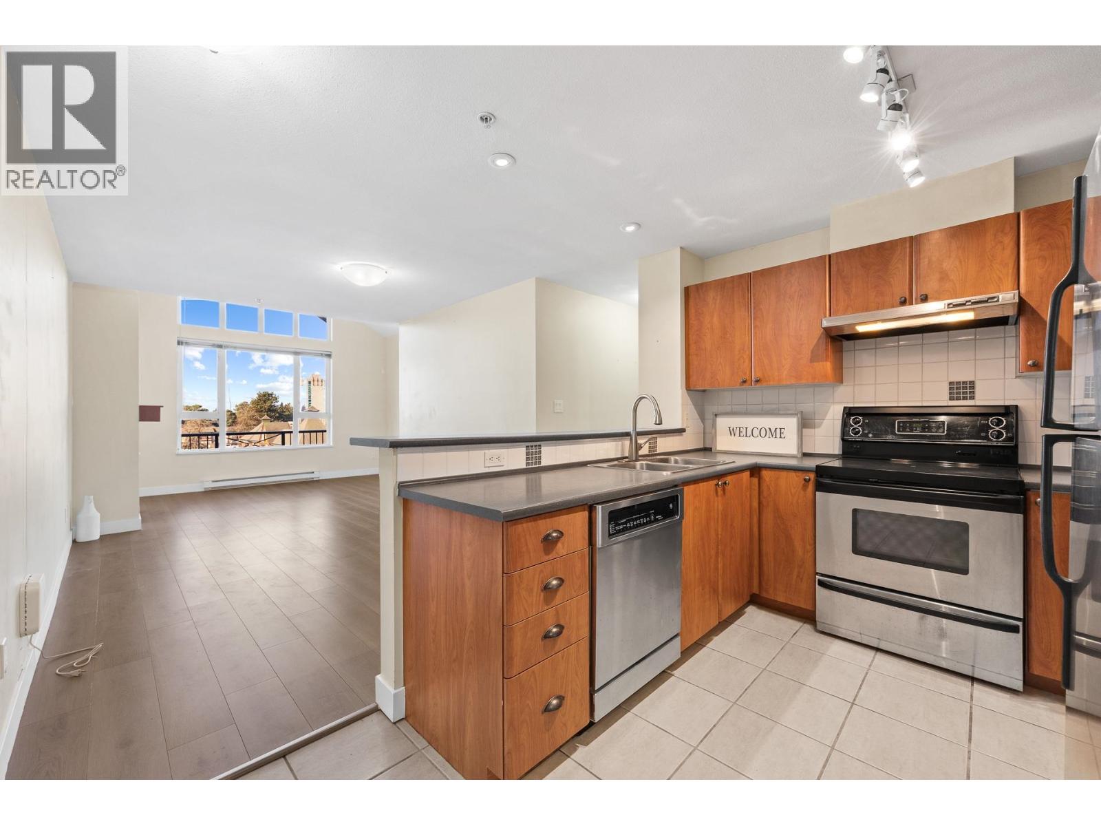 417 7089 Mont Royal Square, Vancouver, British Columbia  V5S 4W6 - Photo 17 - R3110829