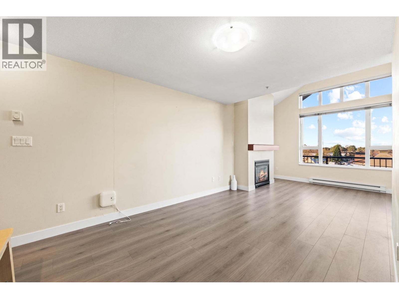 417 7089 Mont Royal Square, Vancouver, British Columbia  V5S 4W6 - Photo 7 - R3110829