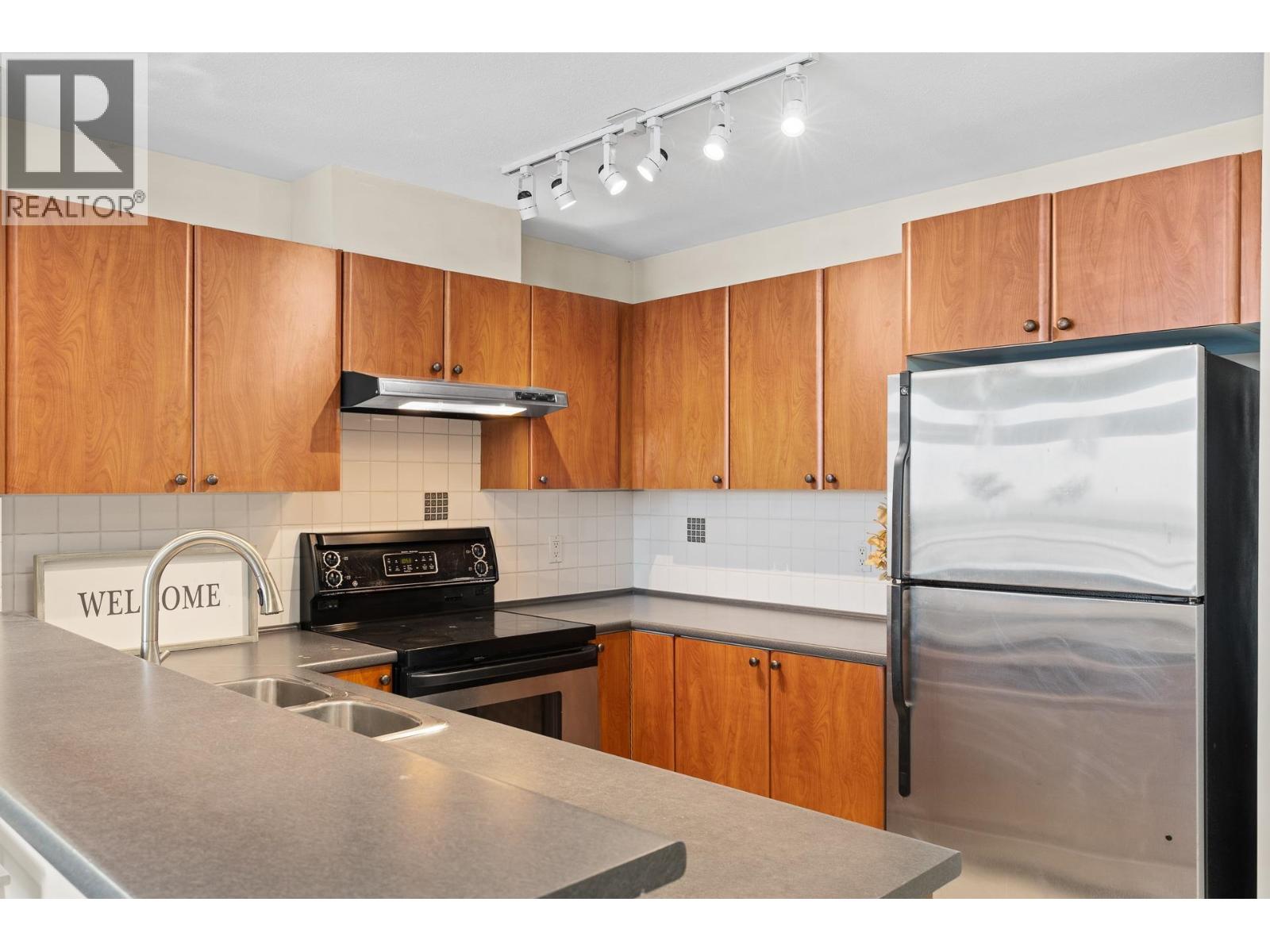 417 7089 Mont Royal Square, Vancouver, British Columbia  V5S 4W6 - Photo 19 - R3110829