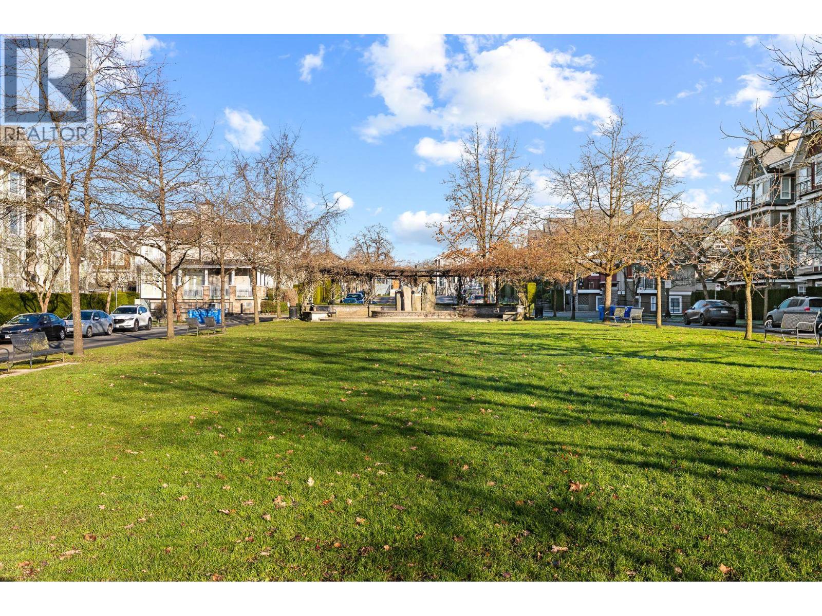 417 7089 Mont Royal Square, Vancouver, British Columbia  V5S 4W6 - Photo 30 - R3110829