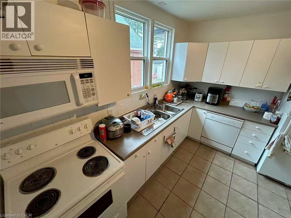 35 Kingsmount Street N, Hamilton, Ontario  L8S 3L2 - Photo 4 - 40817677