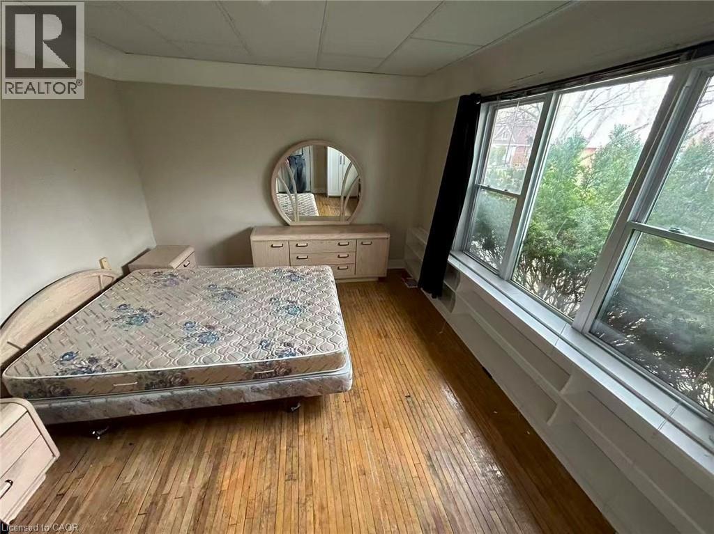 35 Kingsmount Street N, Hamilton, Ontario  L8S 3L2 - Photo 5 - 40817677