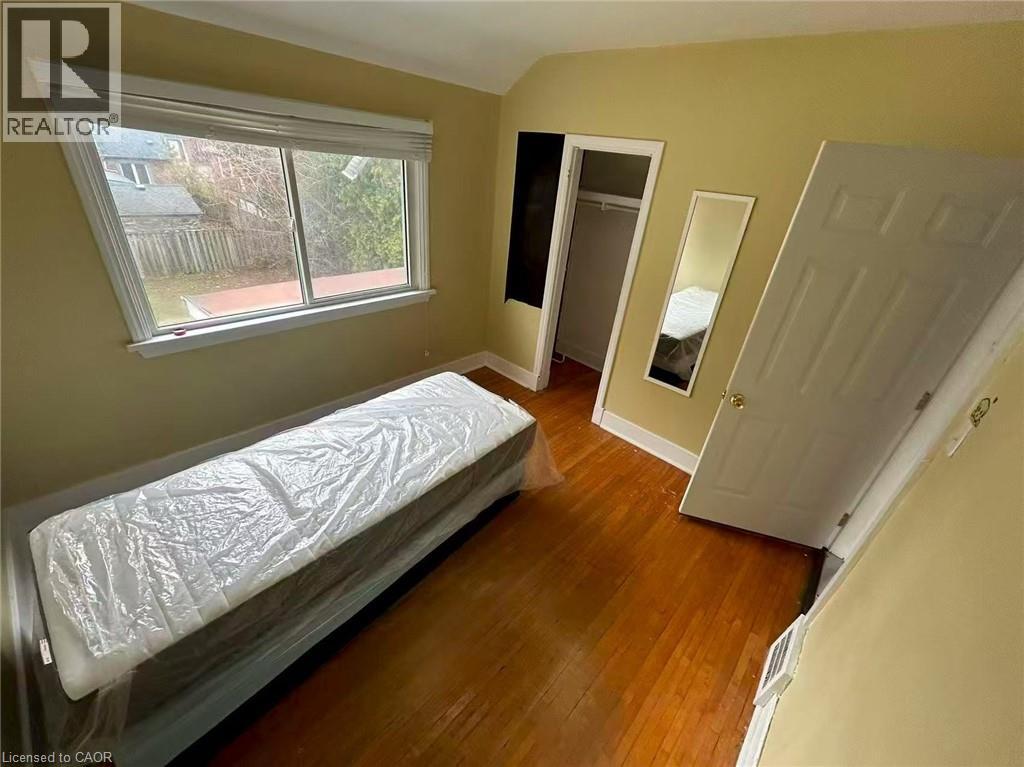 35 Kingsmount Street N, Hamilton, Ontario  L8S 3L2 - Photo 11 - 40817677