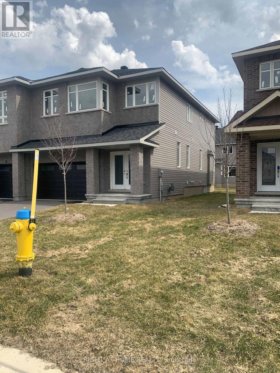 22 Wylie Way, Carleton Place, Ontario  K7C 0C4 - Photo 2 - X12993998