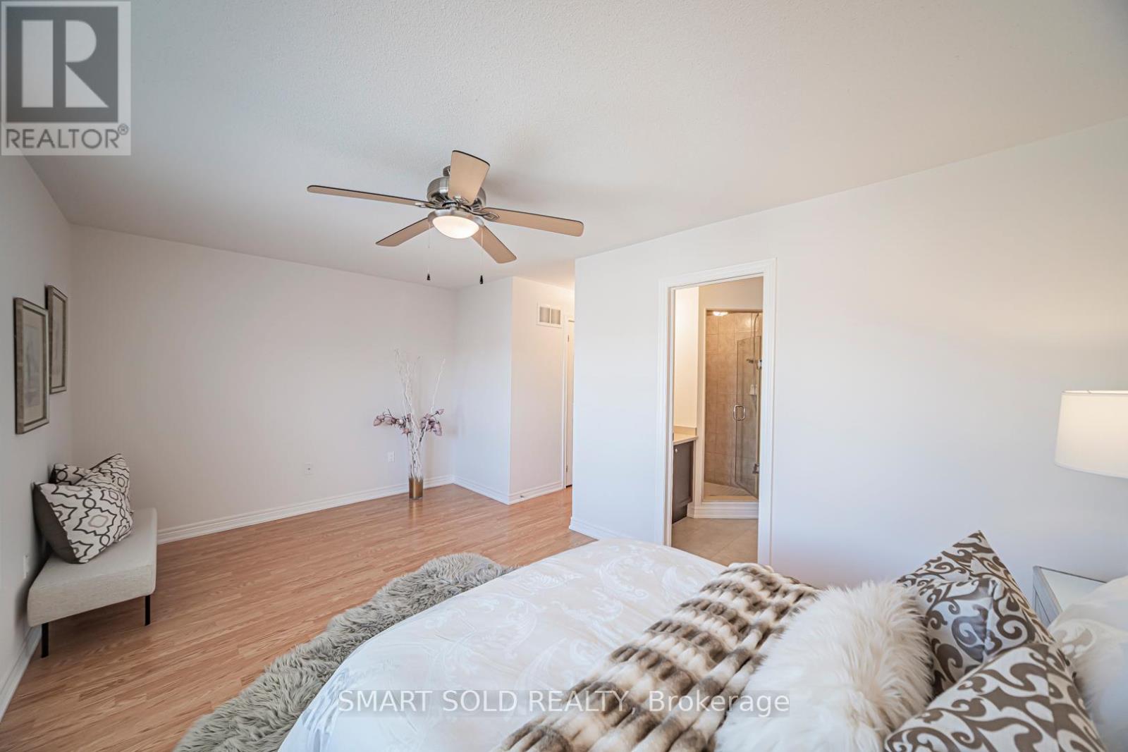 154 Yorkland Street, Richmond Hill, Ontario L4S 0E1 - Photo 7 - N12980586