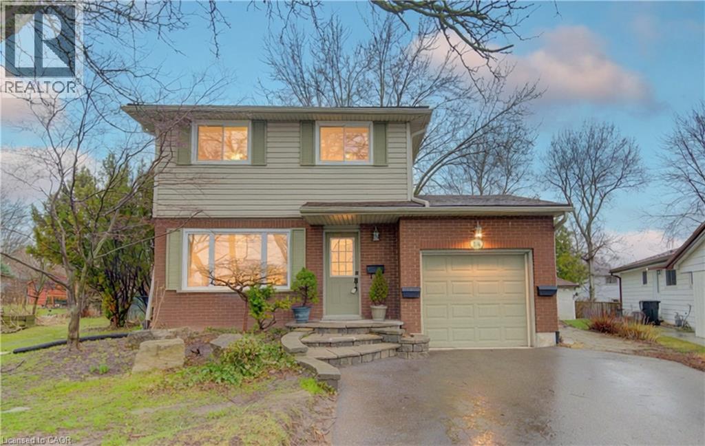 34 Forest Glen Court, Kitchener, Ontario  N2N 1E2 - Photo 2 - 40820475