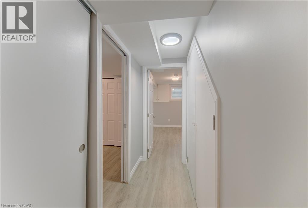 34 Forest Glen Court, Kitchener, Ontario  N2N 1E2 - Photo 36 - 40820475