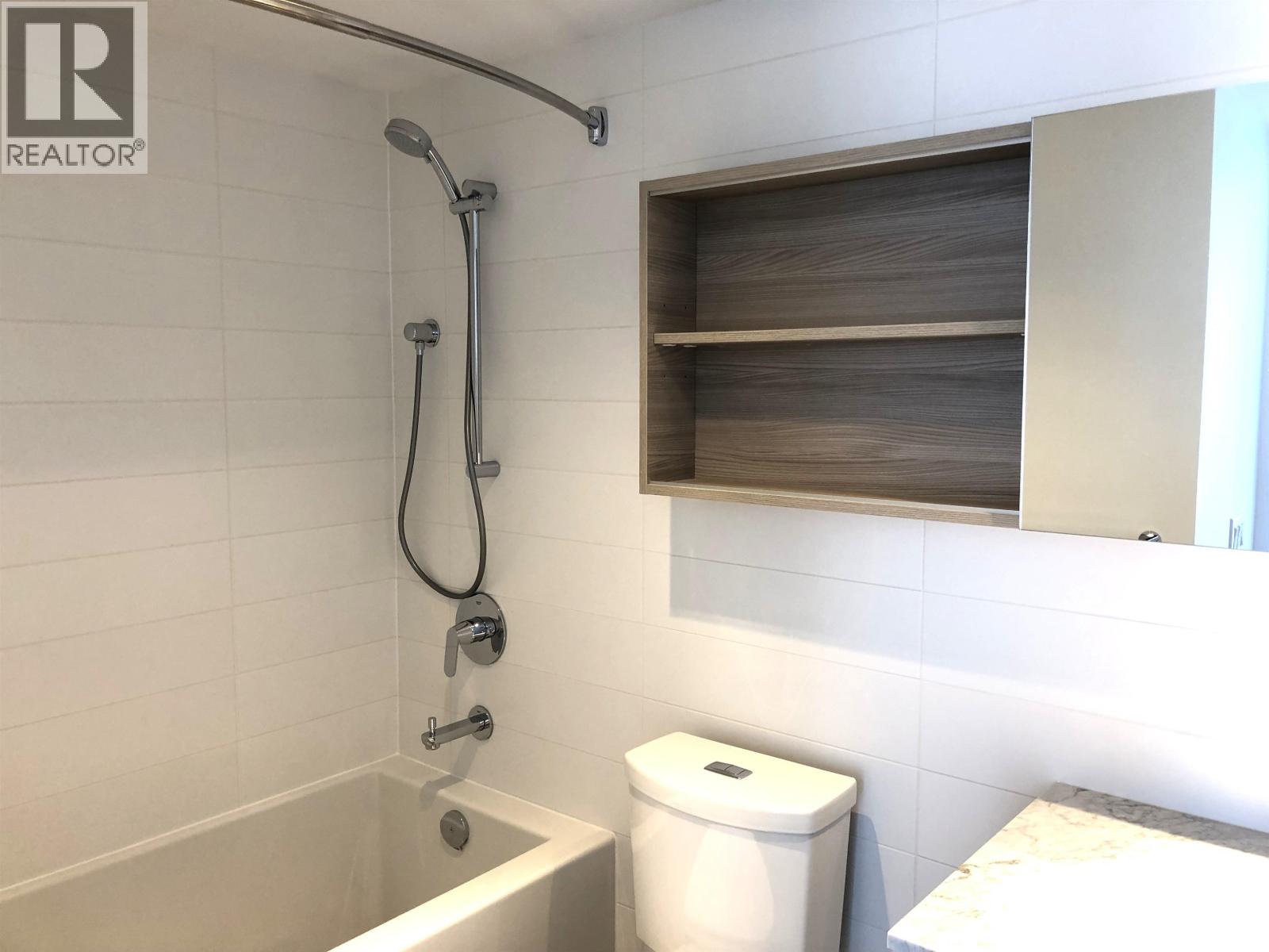 1905 908 Quayside Drive, New Westminster, British Columbia V3M 0L4 - Photo 5 - R3110887