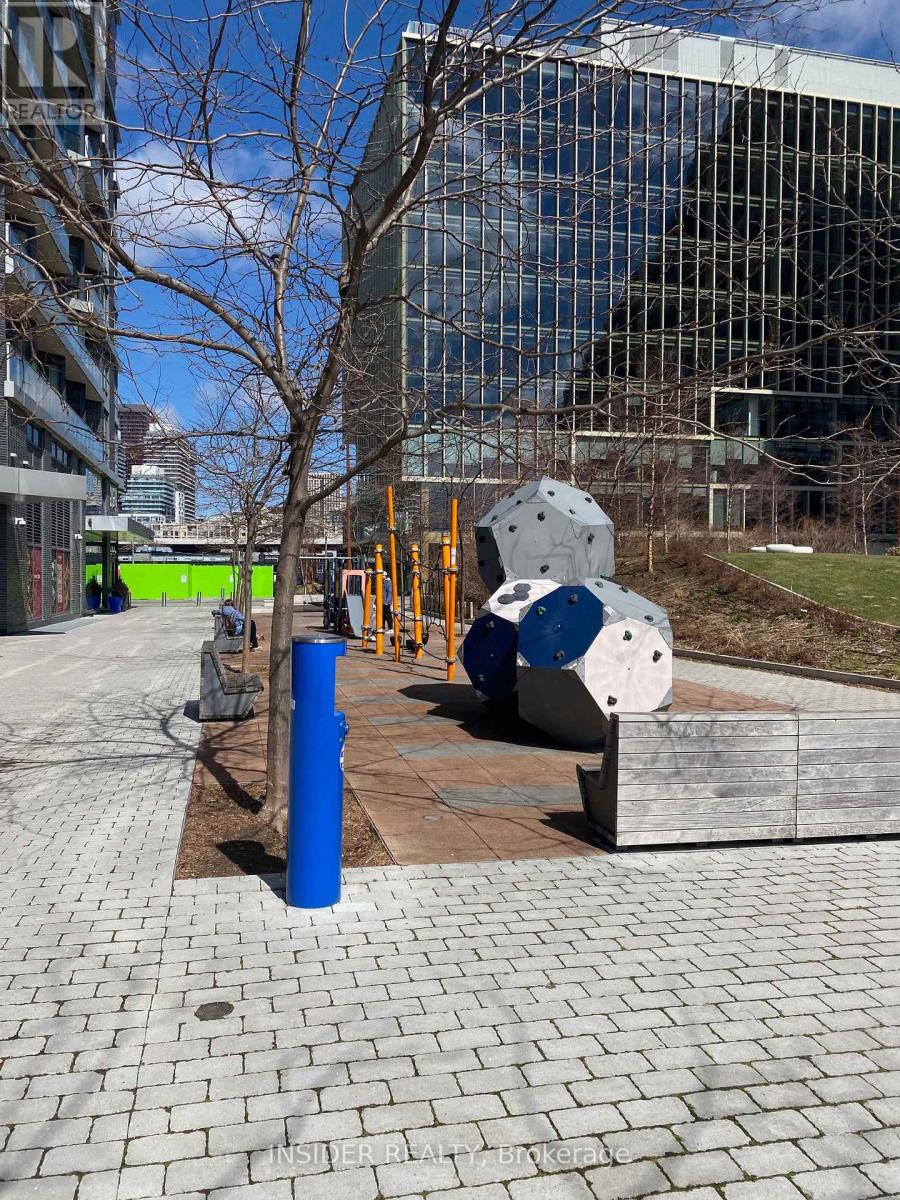 Ph08 - 1 Edgewater Drive, Toronto, Ontario  M5A 0L1 - Photo 5 - C12994008