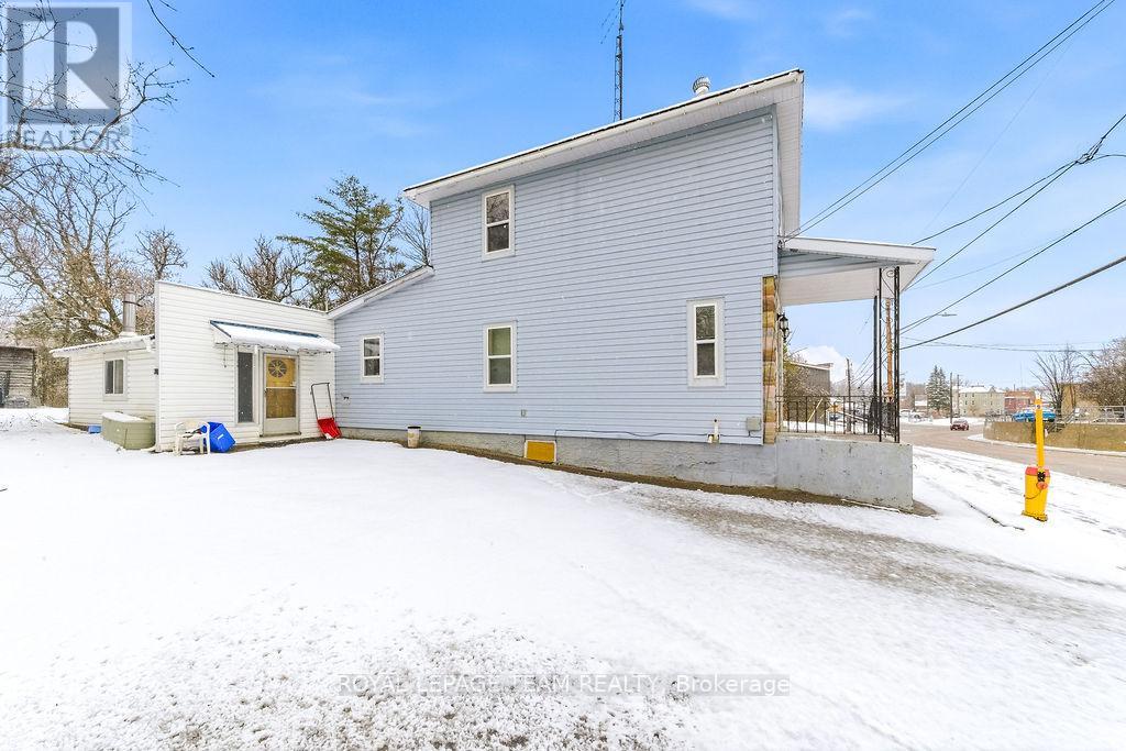 190 Queen Street, Killaloe, Ontario K8A 2A0 - Photo 30 - X12994010