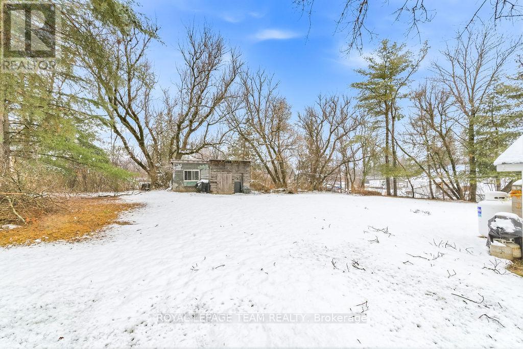 190 Queen Street, Killaloe, Ontario K8A 2A0 - Photo 6 - X12994010