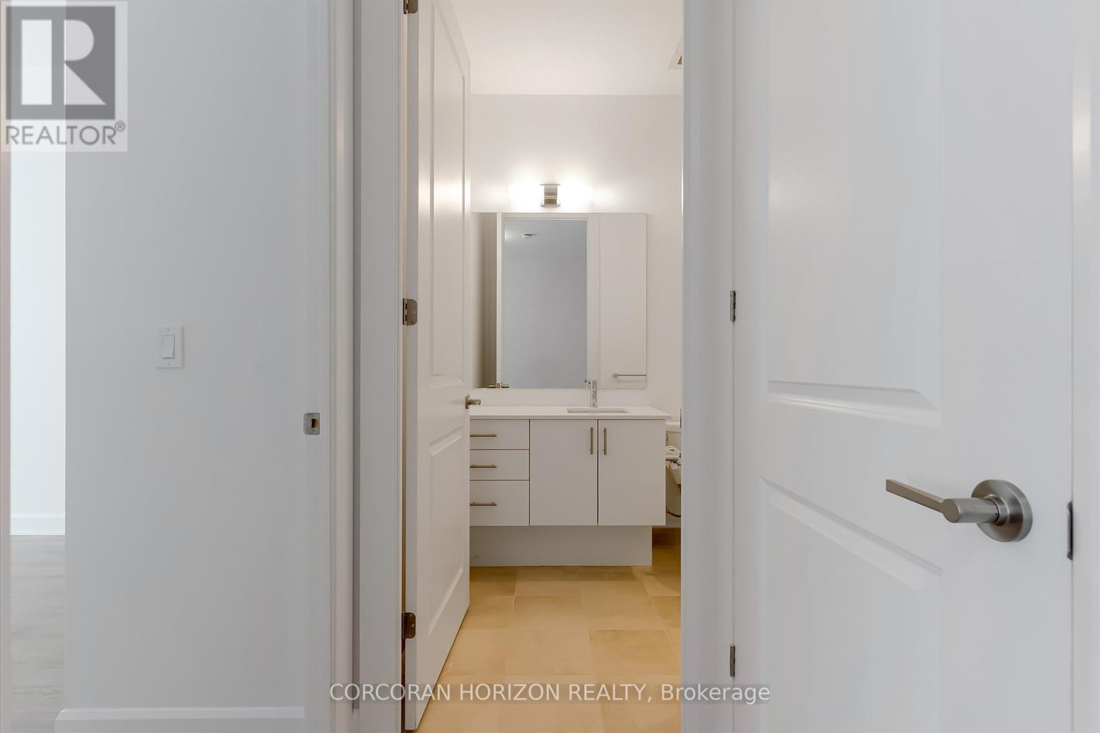 111 - 3240 William Coltson Avenue, Oakville, Ontario  L6H 8C8 - Photo 17 - W12993996