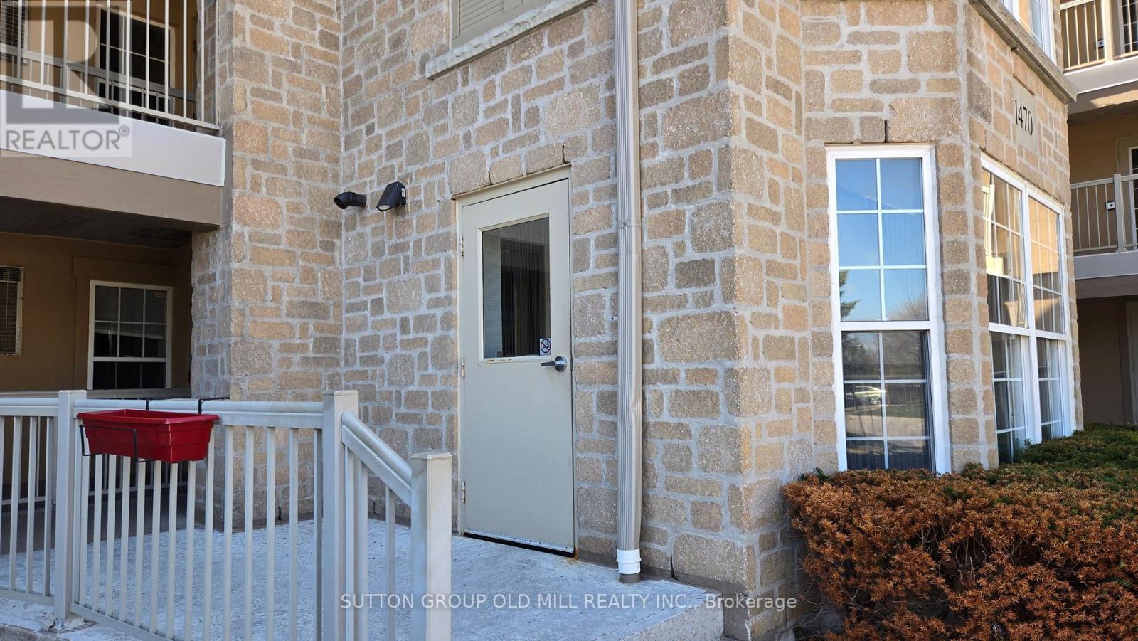 208 - 1470 Bishops Gate, Oakville, Ontario  L6M 4N2 - Photo 23 - W12994006