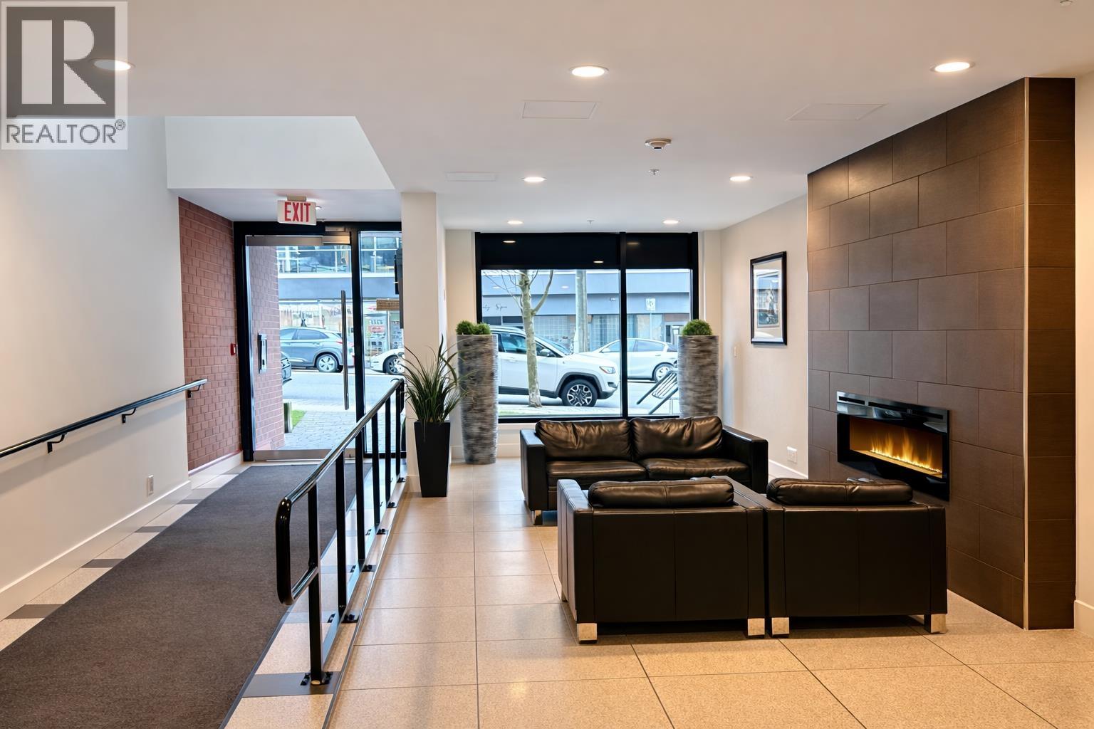 304 7777 Royal Oak Avenue, Burnaby, British Columbia  V5J 4K2 - Photo 12 - R3109461