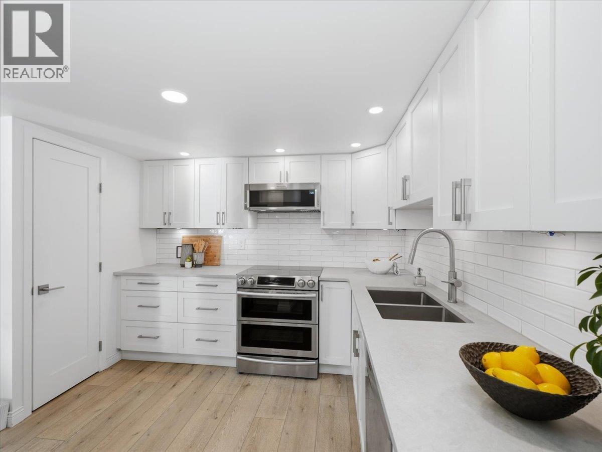 209 168 Chadwick Court, North Vancouver, British Columbia V7M 3L4 - Photo 10 - R3110291