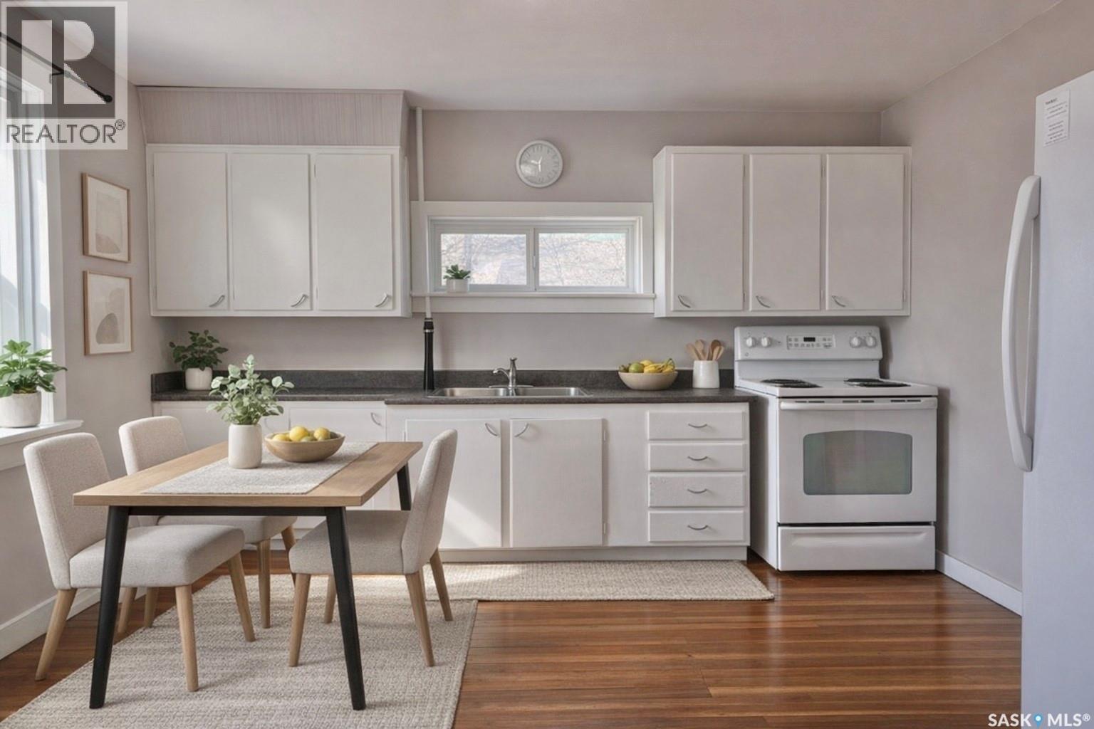 401 Park Avenue, Outlook, Saskatchewan  S0L 2N0 - Photo 4 - SK032726