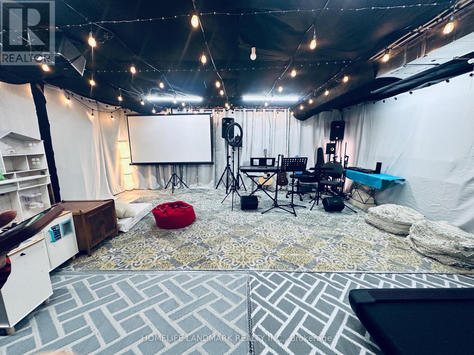 15004 Danby Road, Halton Hills, Ontario  L7G 0B3 - Photo 41 - W12951412