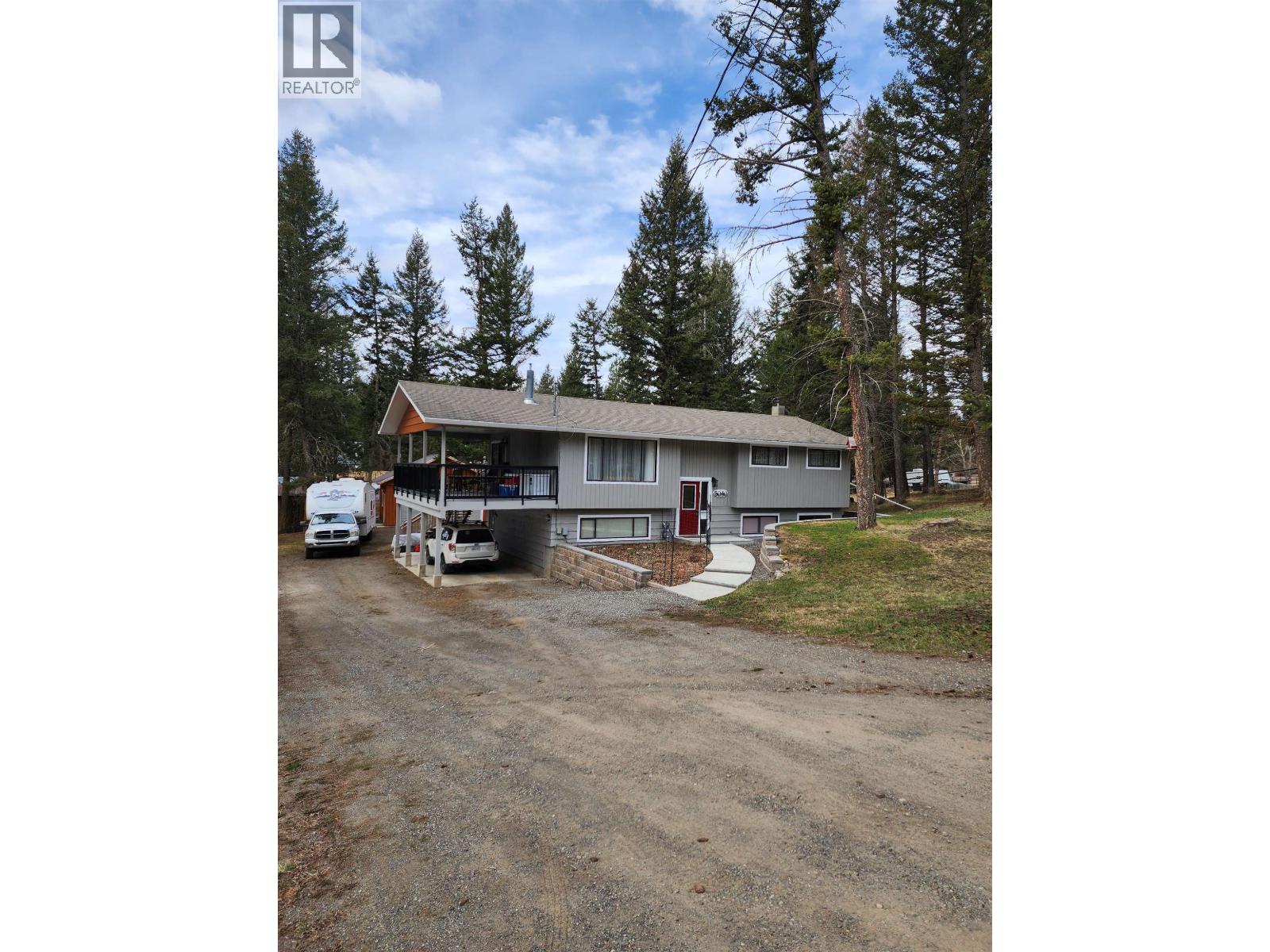5040 Hansen Court, 108 Mile Ranch, British Columbia  V0K 2Z0 - Photo 4 - R3084986