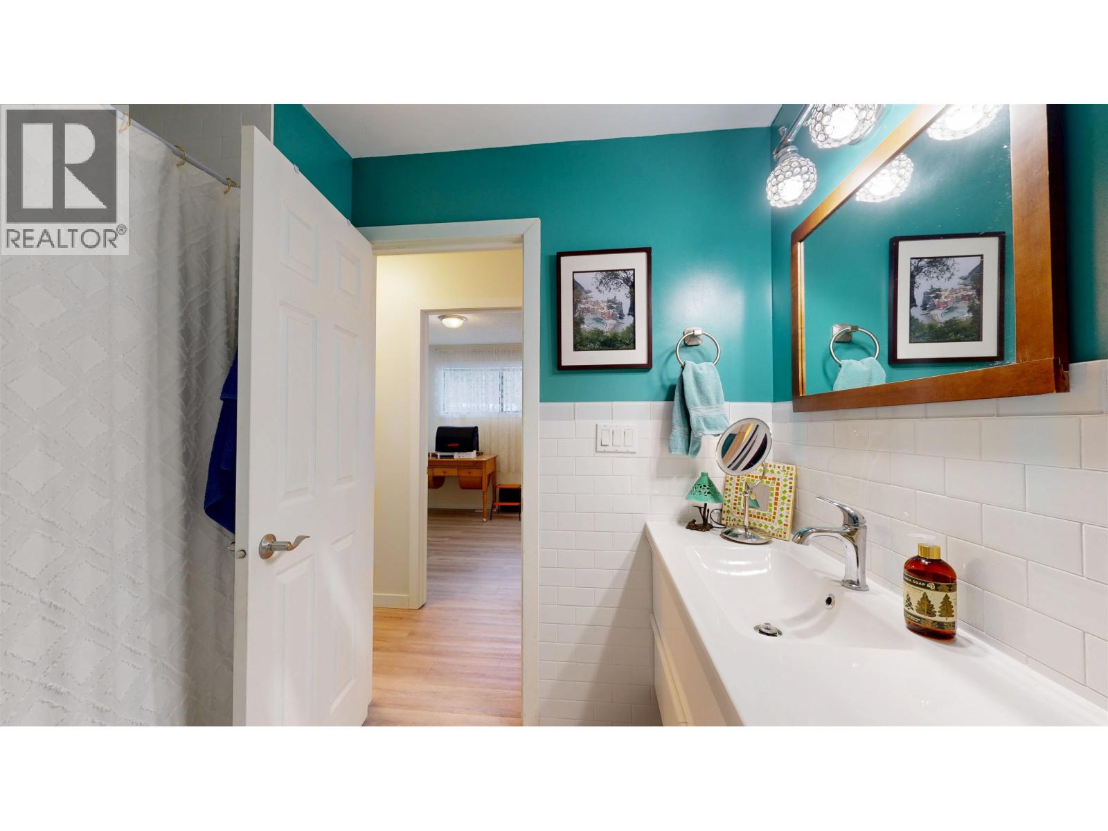 5040 Hansen Court, 108 Mile Ranch, British Columbia  V0K 2Z0 - Photo 23 - R3084986