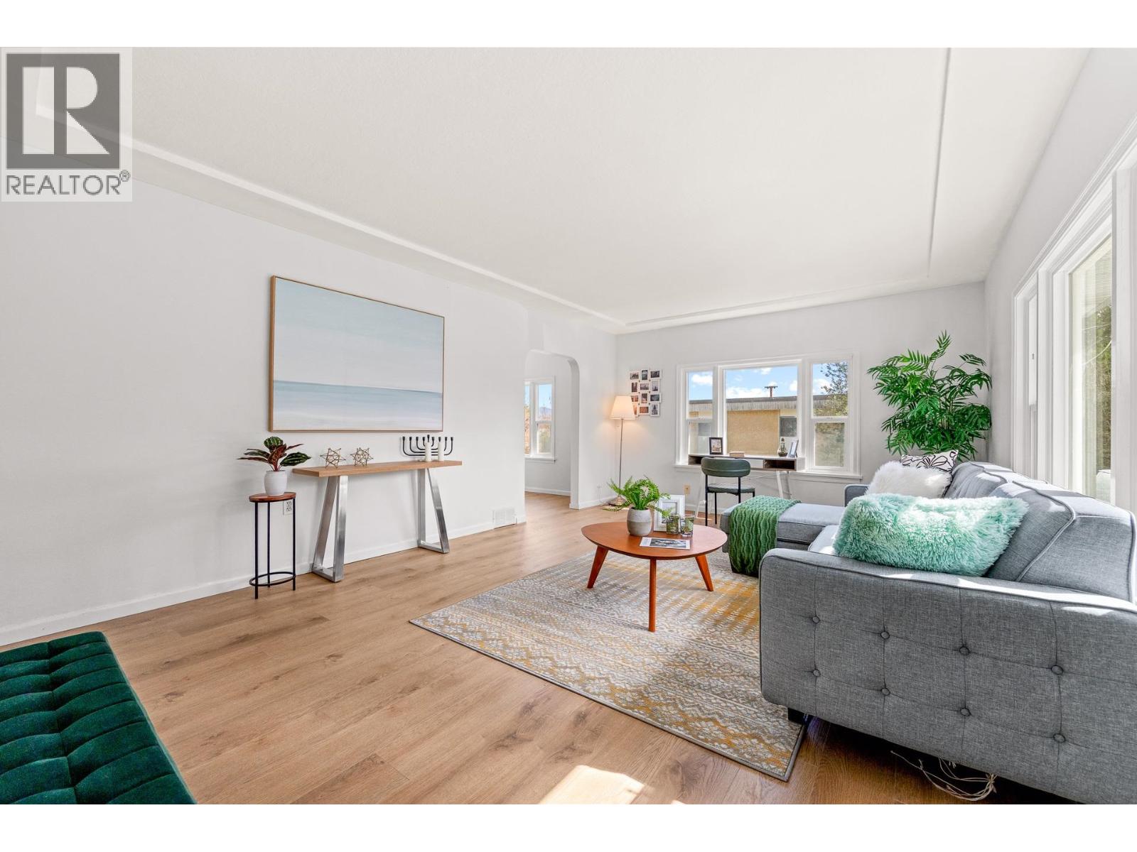 341 Sherbrooke Street, New Westminster, British Columbia  V3L 3M4 - Photo 4 - R3106178