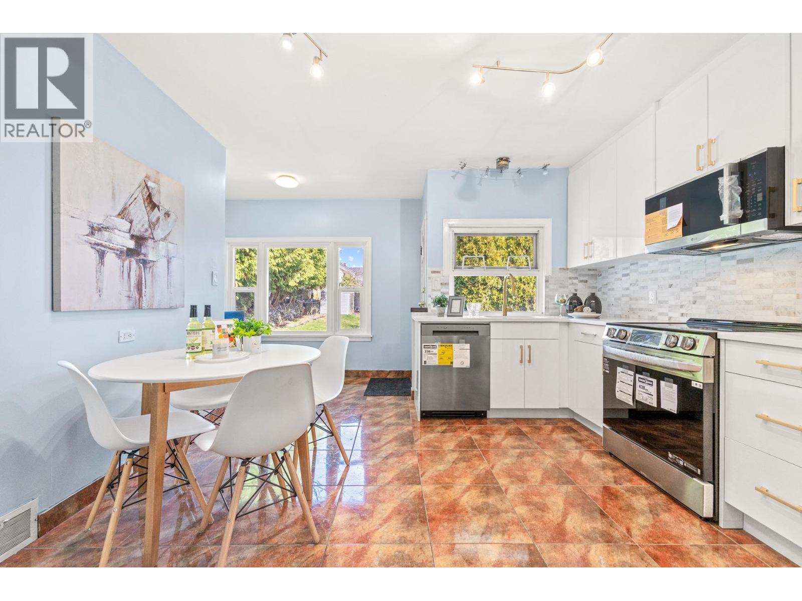 341 Sherbrooke Street, New Westminster, British Columbia  V3L 3M4 - Photo 12 - R3106178