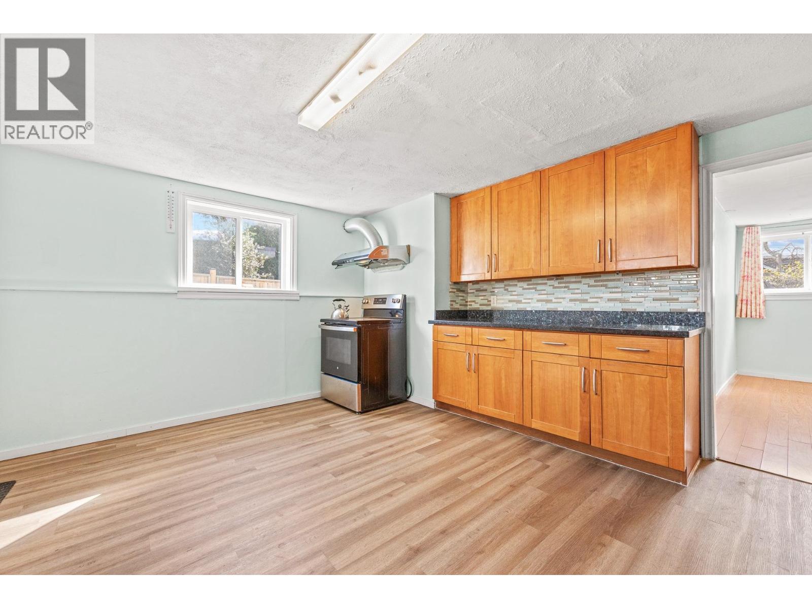 341 Sherbrooke Street, New Westminster, British Columbia  V3L 3M4 - Photo 23 - R3106178