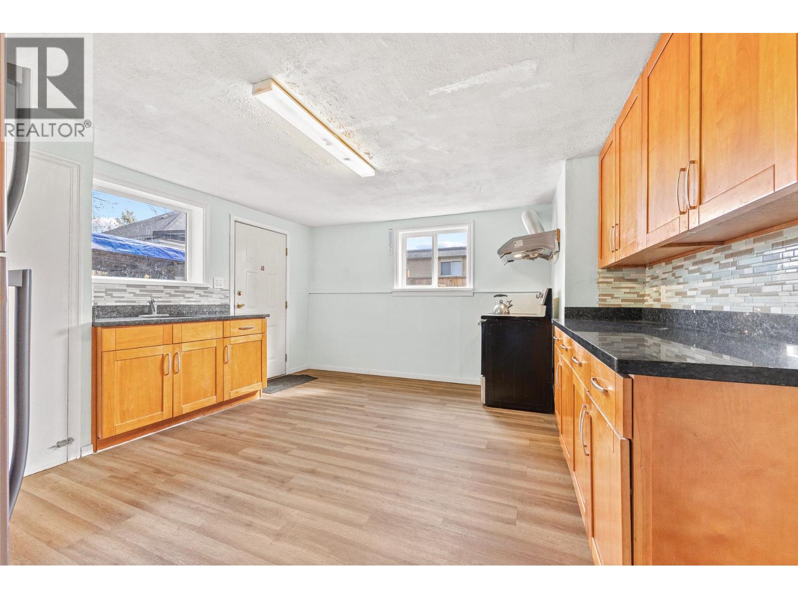 341 Sherbrooke Street, New Westminster, British Columbia  V3L 3M4 - Photo 25 - R3106178