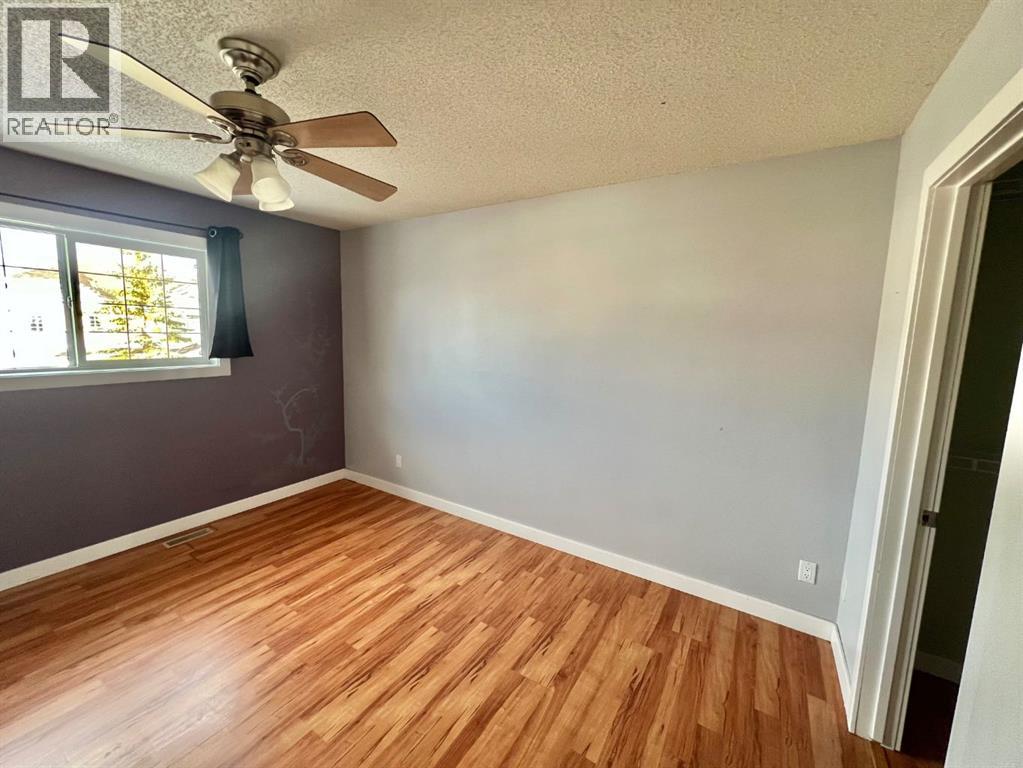 123 Country Hillas Villas Nw, Calgary, Alberta  T3K 4S8 - Photo 20 - A2301176