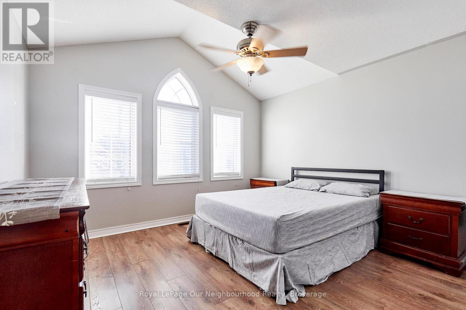 43 Isabella Garden Lane, Whitchurch-Stouffville, Ontario  L4A 0L4 - Photo 14 - N12994062