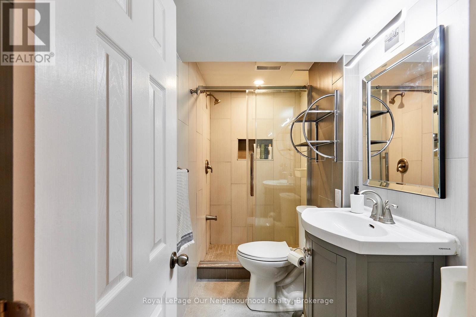 43 Isabella Garden Lane, Whitchurch-Stouffville, Ontario  L4A 0L4 - Photo 20 - N12994062