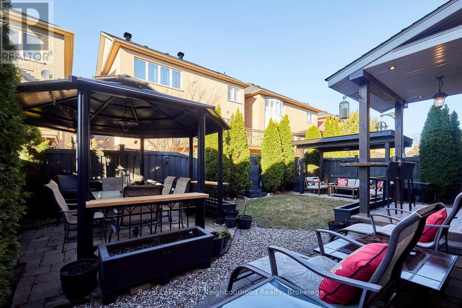 43 Isabella Garden Lane, Whitchurch-Stouffville, Ontario  L4A 0L4 - Photo 22 - N12994062