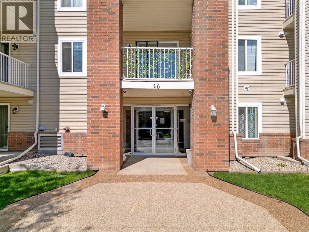 2205, 16 Country Village Bay NE, Calgary, Alberta T3K 5Y9 - Photo 15 - A2298447