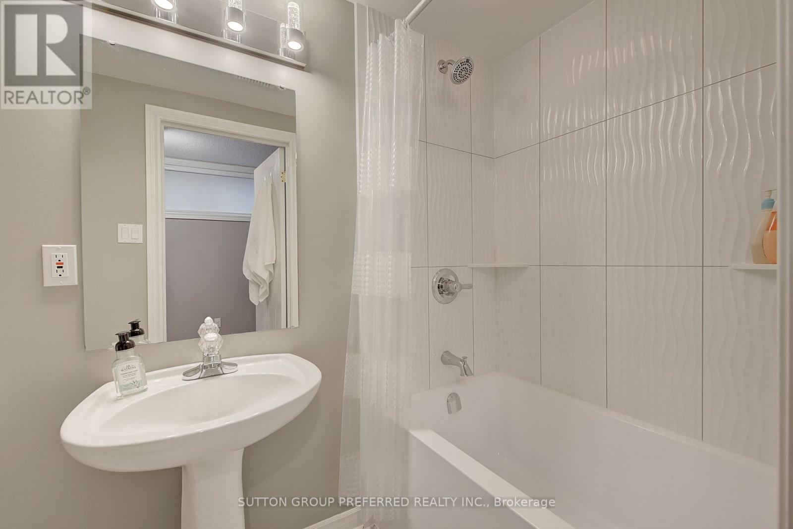 20 - 270 North Centre Road, London North, Ontario  N6G 5E2 - Photo 42 - X12994048