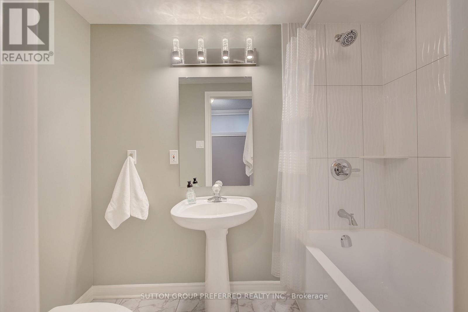 20 - 270 North Centre Road, London North, Ontario  N6G 5E2 - Photo 43 - X12994048