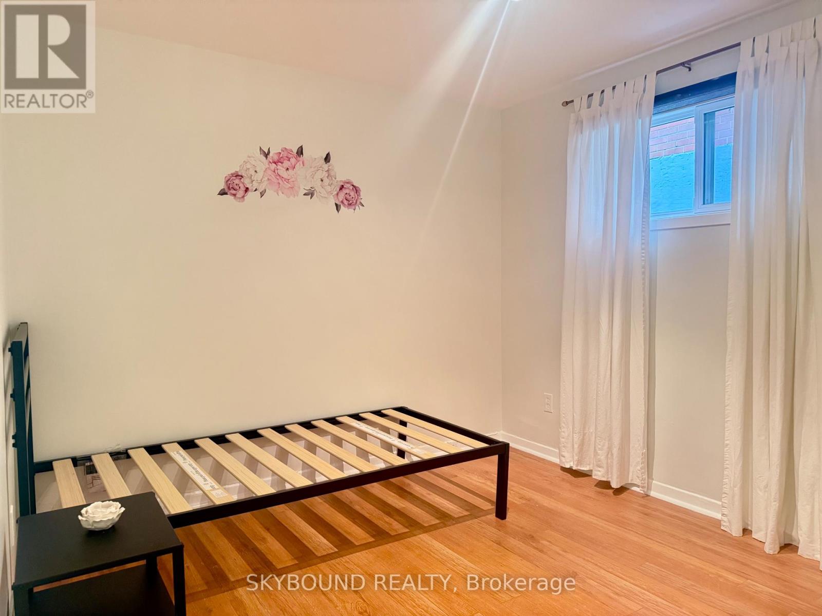 Room 1 - 33 Yatesbury Road, Toronto, Ontario  M2H 1G1 - Photo 11 - C12994042