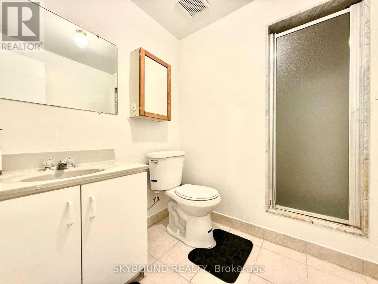 Room 1 - 33 Yatesbury Road, Toronto, Ontario  M2H 1G1 - Photo 12 - C12994042