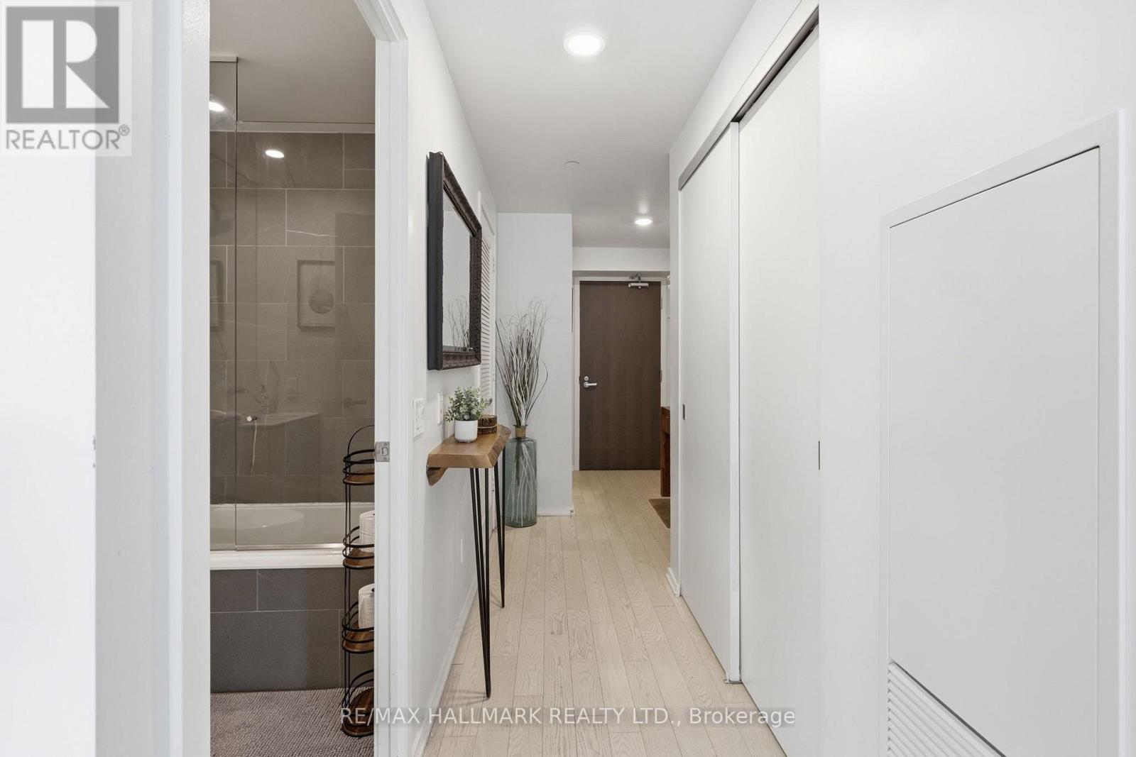 425 - 12 Bonnycastle Street, Toronto, Ontario M5A 0C8 - Photo 13 - C12994072