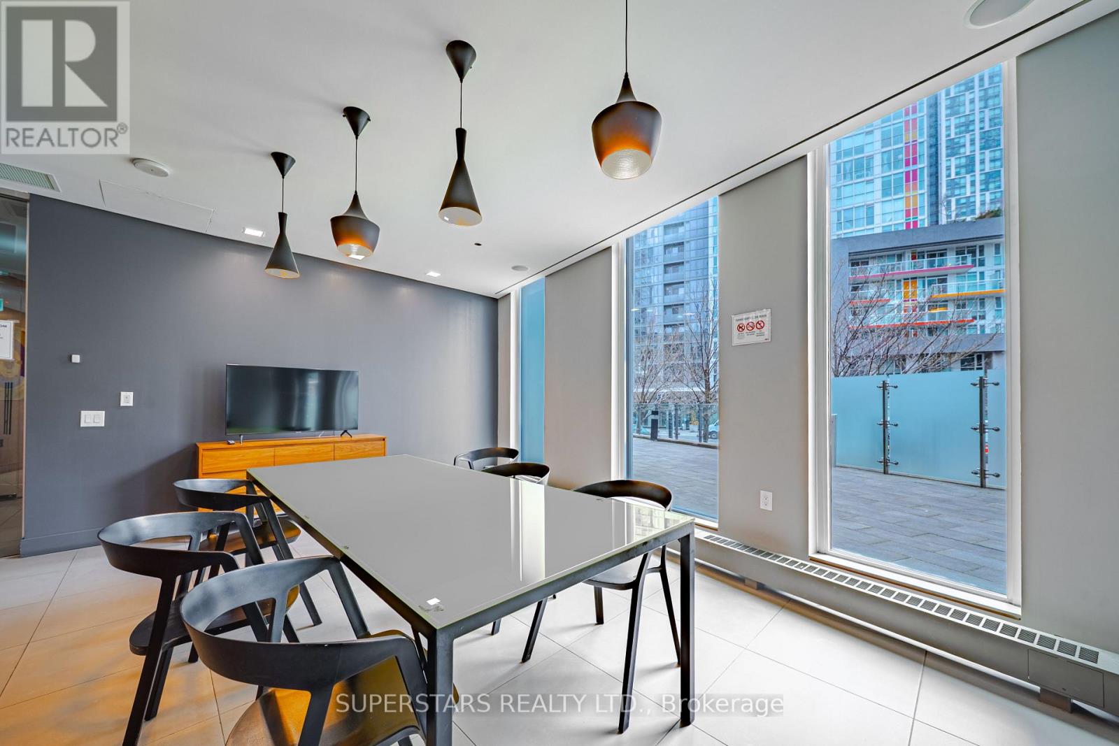 1211 - 75 Queens Wharf Road, Toronto, Ontario  M5V 0J8 - Photo 20 - C12994074