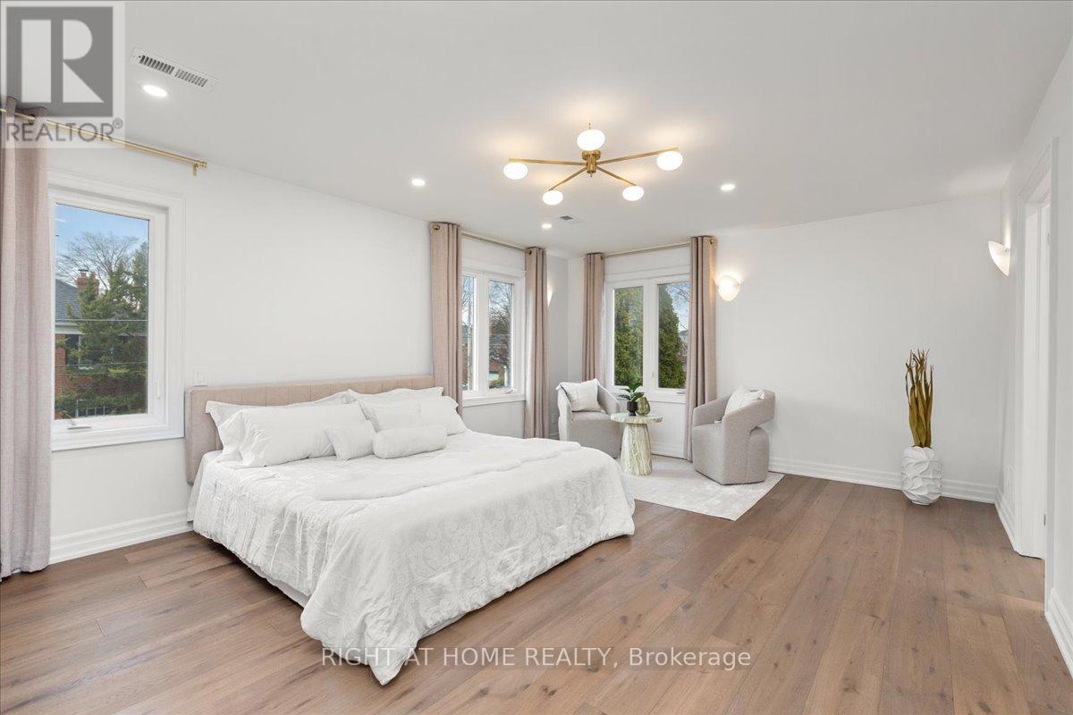 497 Broadway Avenue, Toronto, Ontario  M4G 2R7 - Photo 19 - C12994122