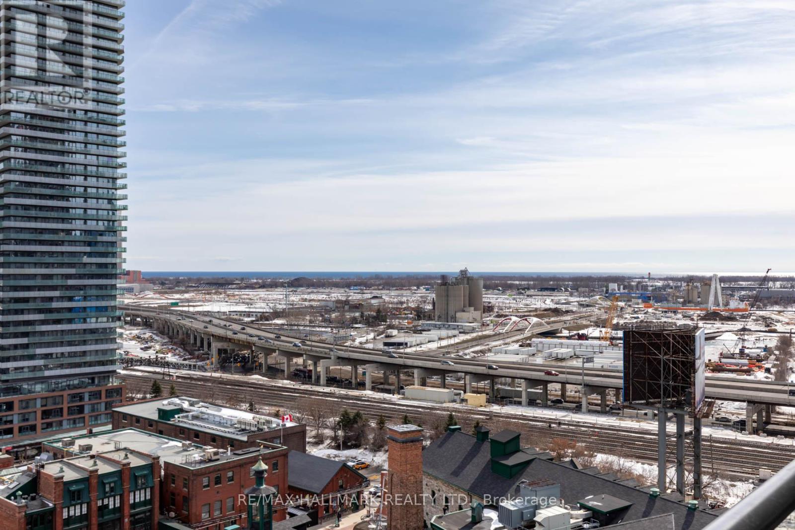 1502 - 33 Mill Street, Toronto, Ontario  M5A 3R3 - Photo 37 - C12994132