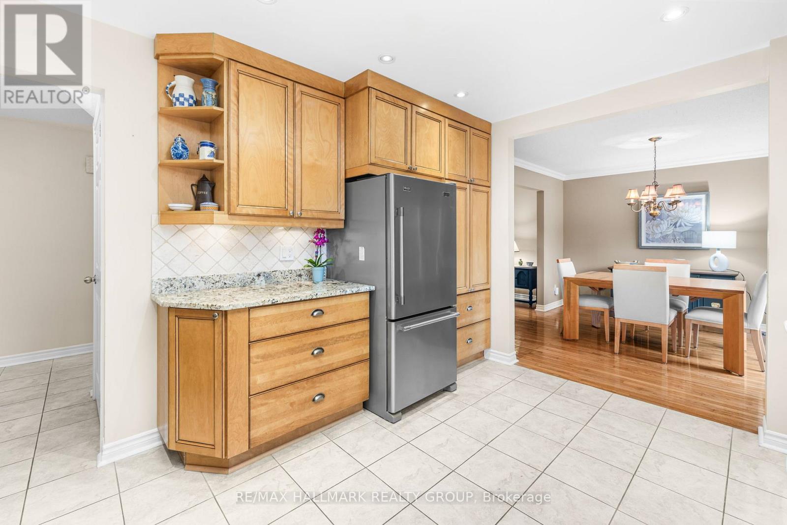 906 Chaleur Way, Ottawa, Ontario  K1C 2S1 - Photo 15 - X12994070