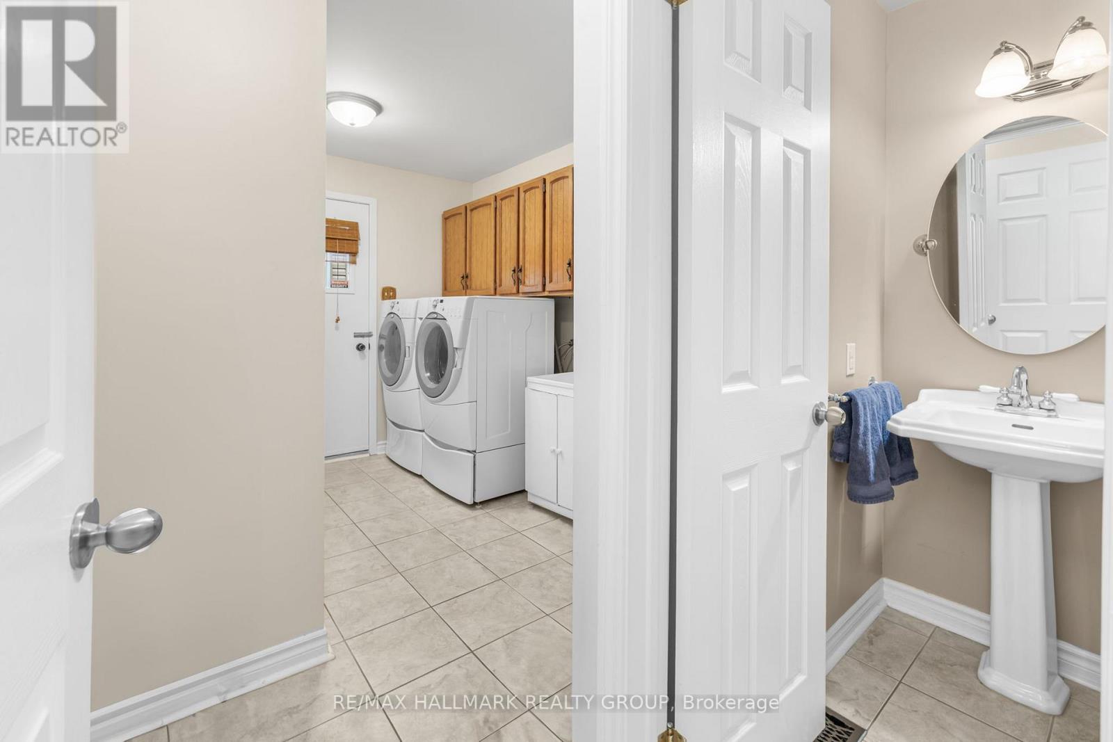 906 Chaleur Way, Ottawa, Ontario  K1C 2S1 - Photo 18 - X12994070