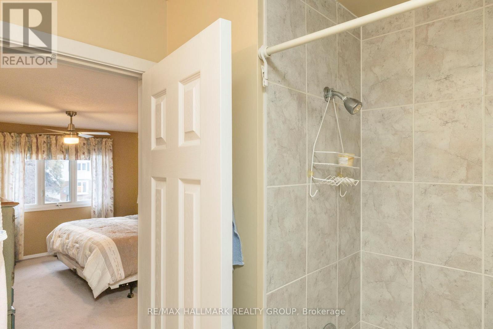 906 Chaleur Way, Ottawa, Ontario  K1C 2S1 - Photo 23 - X12994070