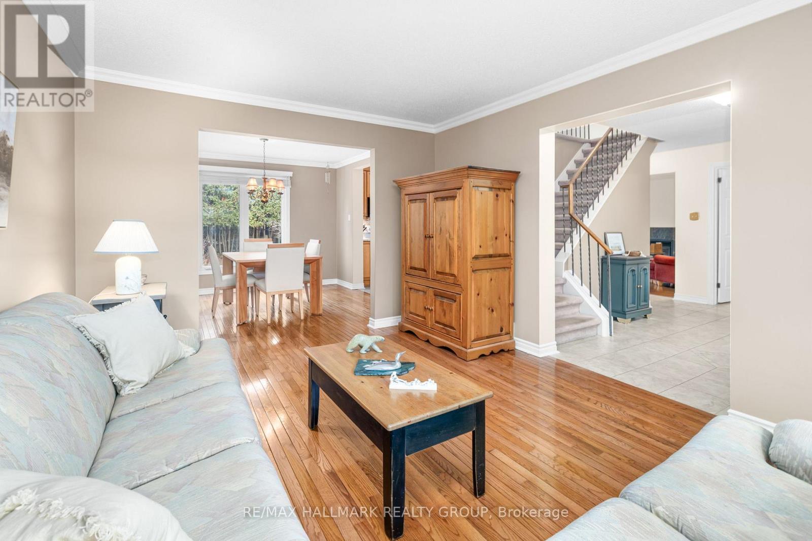 906 Chaleur Way, Ottawa, Ontario  K1C 2S1 - Photo 6 - X12994070