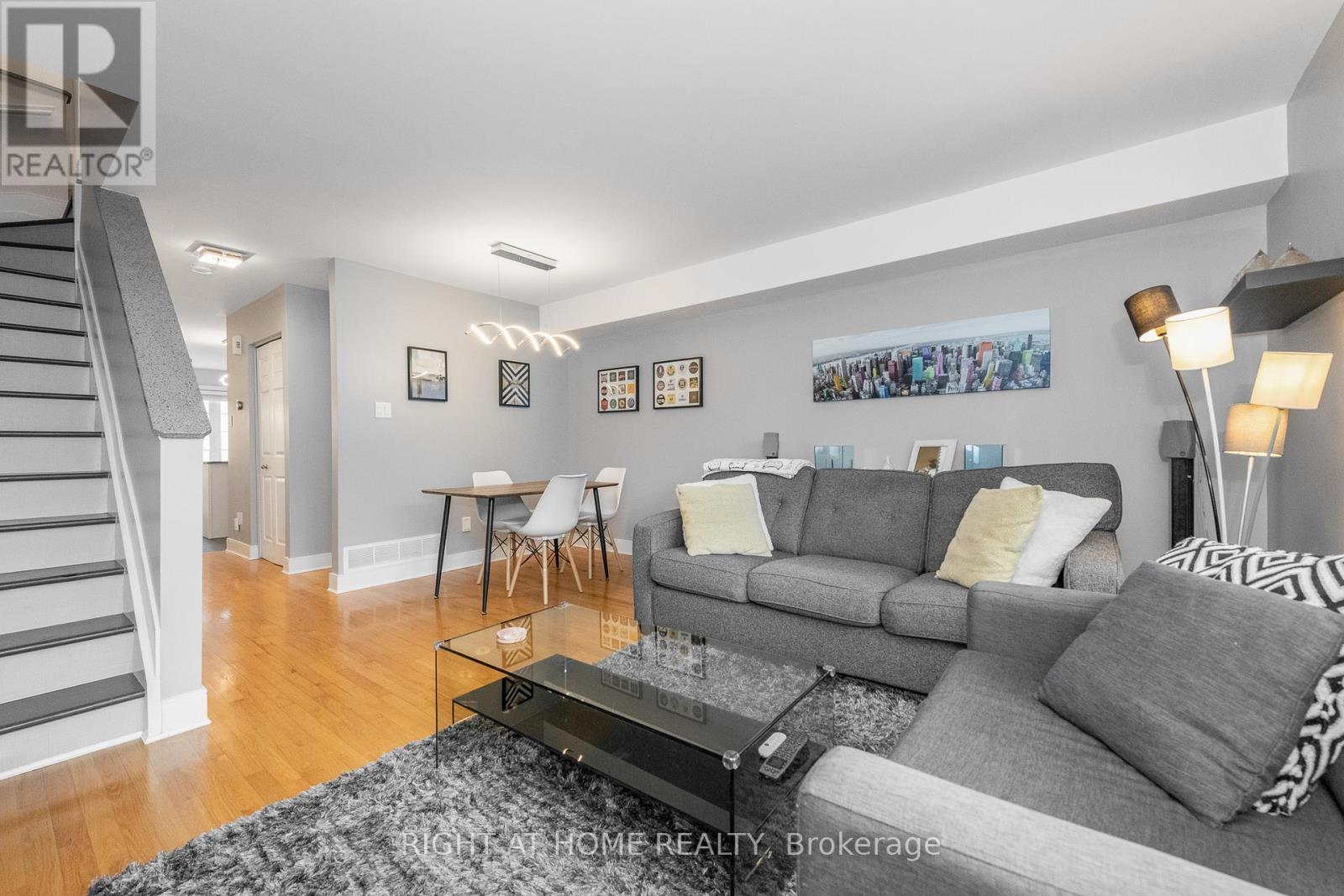 212 Rutgers Private, Ottawa, Ontario  K2C 4G7 - Photo 16 - X12994078