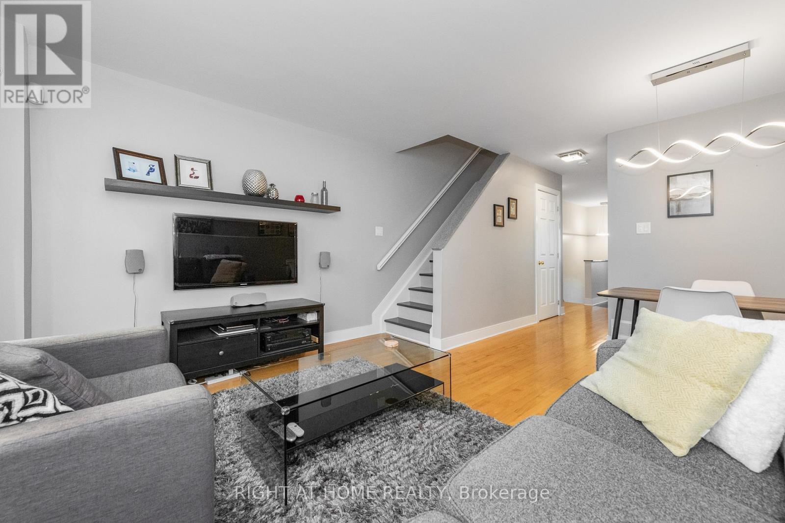 212 Rutgers Private, Ottawa, Ontario  K2C 4G7 - Photo 17 - X12994078