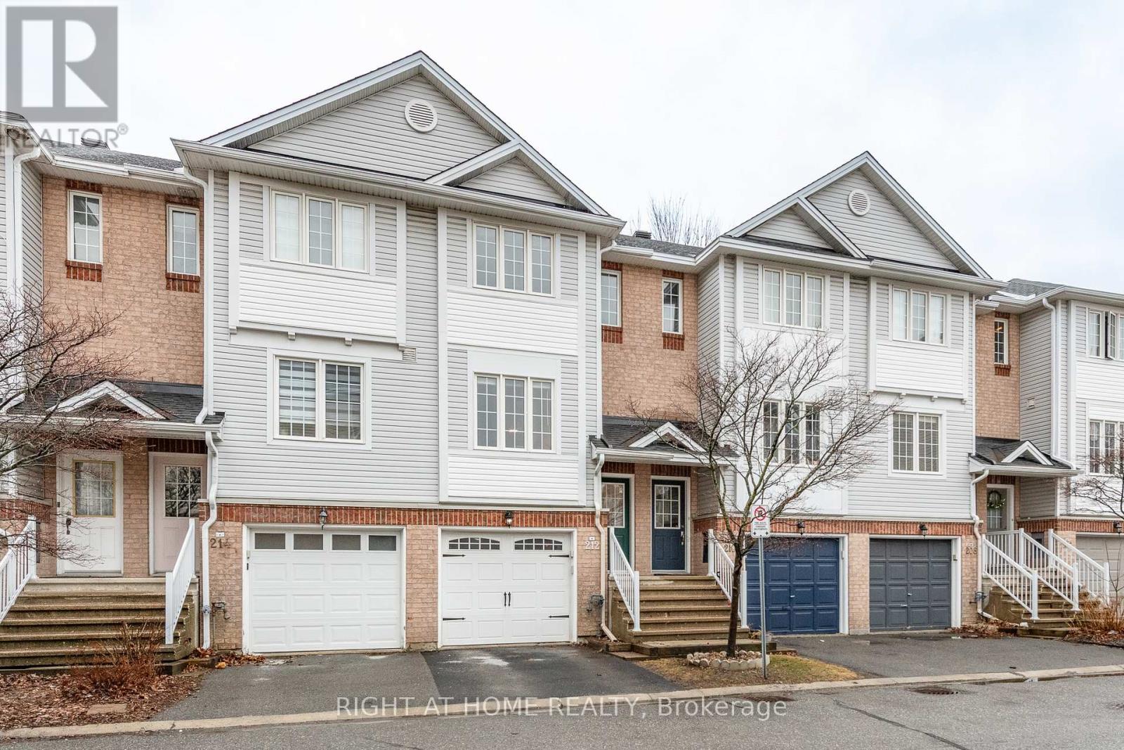 212 Rutgers Private, Ottawa, Ontario  K2C 4G7 - Photo 2 - X12994078