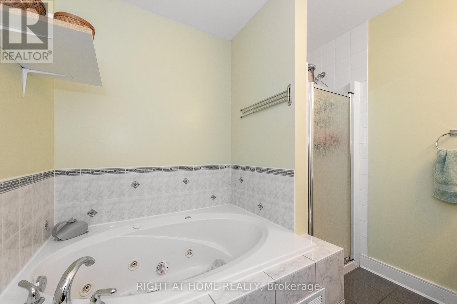 212 Rutgers Private, Ottawa, Ontario  K2C 4G7 - Photo 27 - X12994078