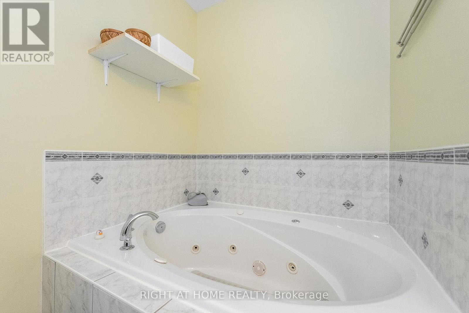 212 Rutgers Private, Ottawa, Ontario  K2C 4G7 - Photo 28 - X12994078